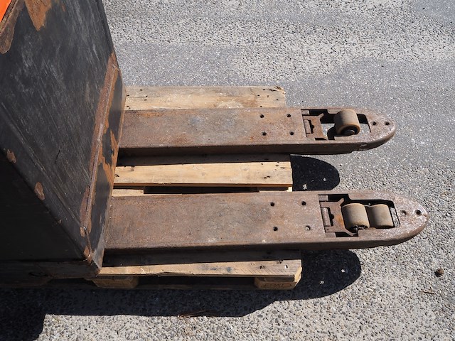 Toyota - afbeelding 5 van  9