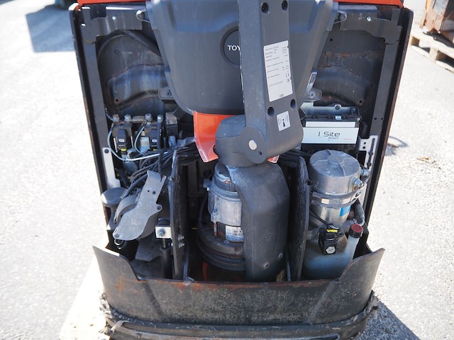 Toyota - afbeelding 8 van  9