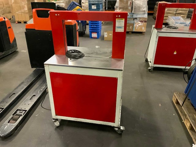 Tp-700 - omsnoeringsmachine - afbeelding 5 van  5