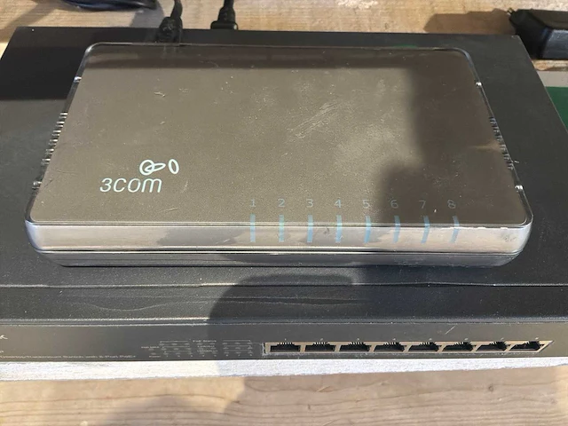 Tp link / 3com / netgear /zyxel wifi, router & switch - afbeelding 7 van  10