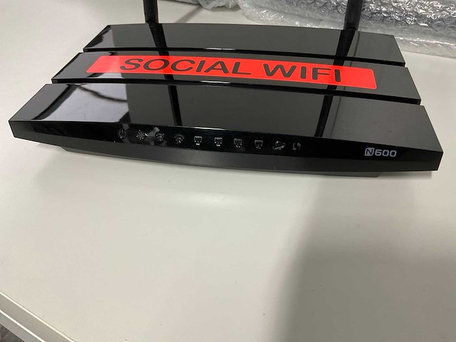 Tp link n600 tl-wdr3600 switch (9x) - afbeelding 2 van  5