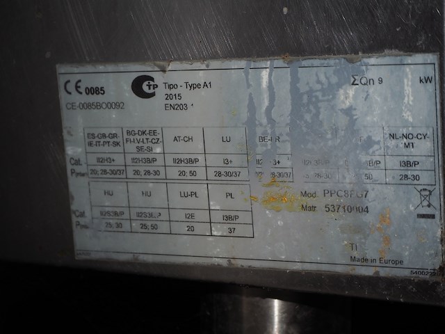 Tp - afbeelding 9 van  9