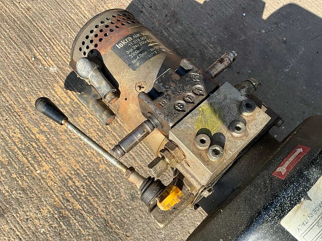 Tpm42010003 hydraulisch aggregaat - afbeelding 2 van  4