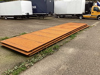 Traanplaat 1.5 cm dik een plaat staal - afbeelding 1 van  7