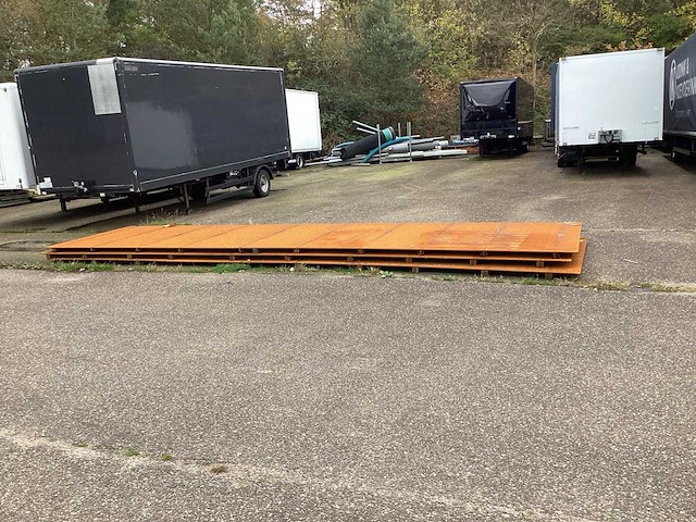 Traanplaat 1.5 cm dik een plaat staal - afbeelding 4 van  7