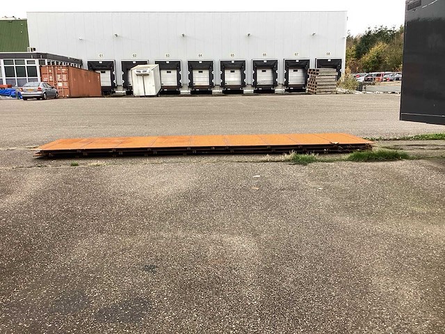 Traanplaat 1.5 cm dik een plaat staal - afbeelding 6 van  7