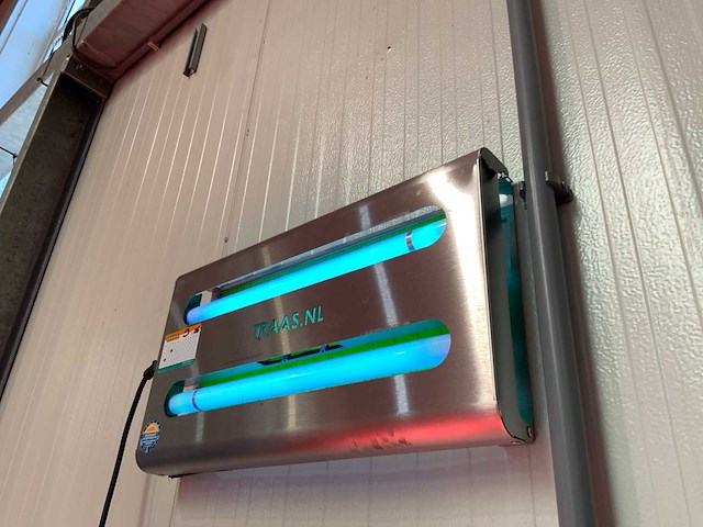 Traas rvs insectenlamp - afbeelding 2 van  4