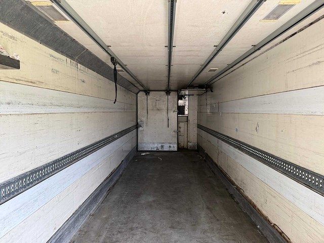 Tracon koel oplegger met laadklep - afbeelding 19 van  21