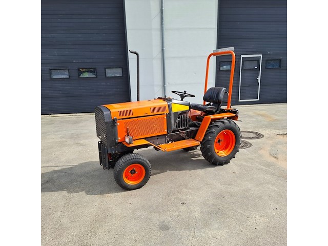 Tractor, agria, 4900, oranje, 1965 - afbeelding 1 van  31