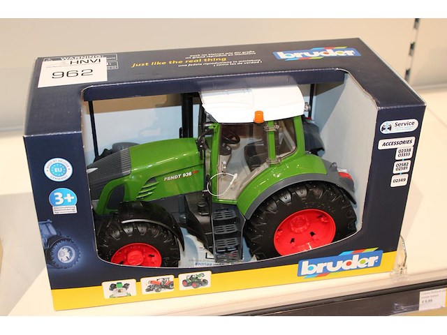 Tractor bruder type fendt 936. - afbeelding 1 van  2