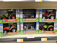 Tractor en milking barn dutch farm serie, zes stuks. - afbeelding 1 van  2