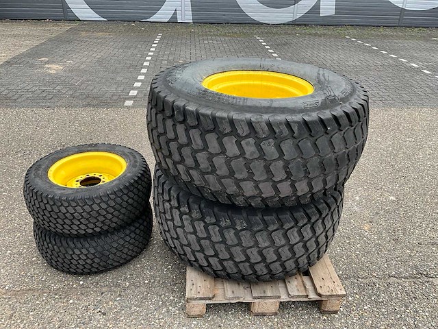 Tractor gazonbanden set - afbeelding 4 van  11