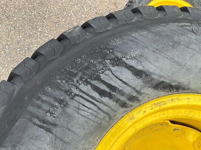 Tractor gazonbanden set - afbeelding 9 van  11