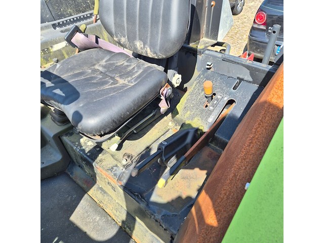 Tractor met grondfrees, claas, 310 axos - afbeelding 3 van  14