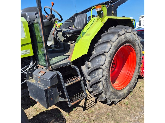 Tractor met grondfrees, claas, 310 axos - afbeelding 12 van  14
