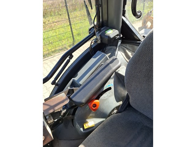 Tractor met hydraulische arm, mccormick, f95, 2008 - afbeelding 2 van  41