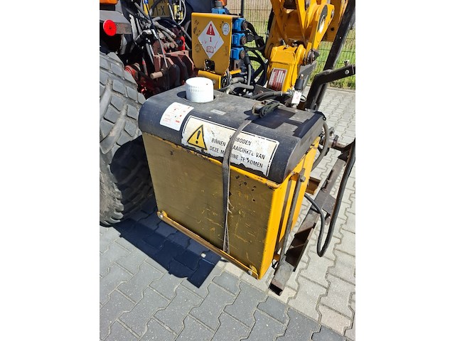 Tractor met hydraulische arm, mccormick, f95, 2008 - afbeelding 27 van  41