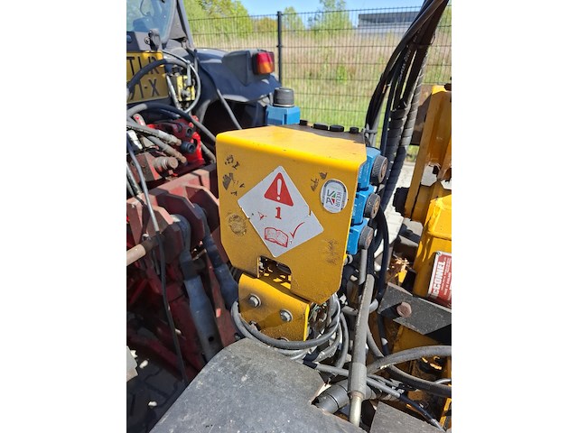 Tractor met hydraulische arm, mccormick, f95, 2008 - afbeelding 28 van  41
