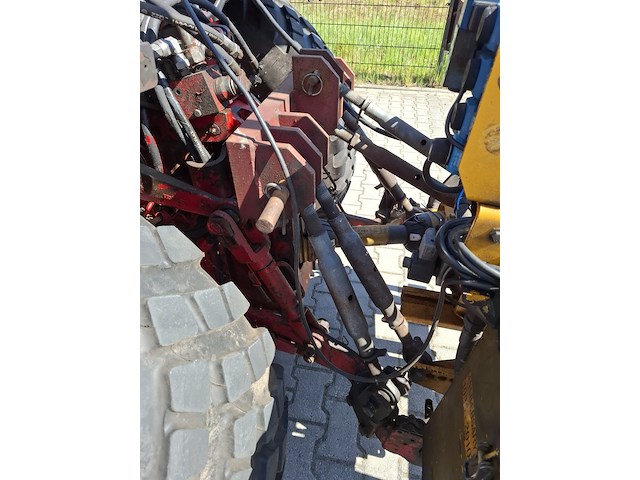 Tractor met hydraulische arm, mccormick, f95, 2008 - afbeelding 32 van  41