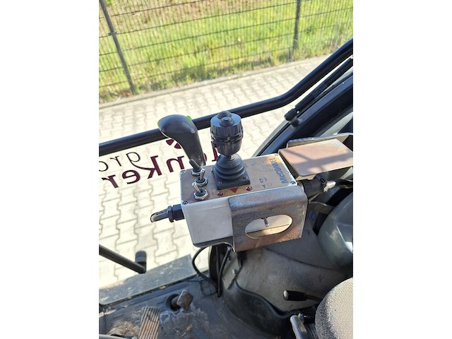 Tractor met hydraulische arm, mccormick, f95, 2008 - afbeelding 41 van  41