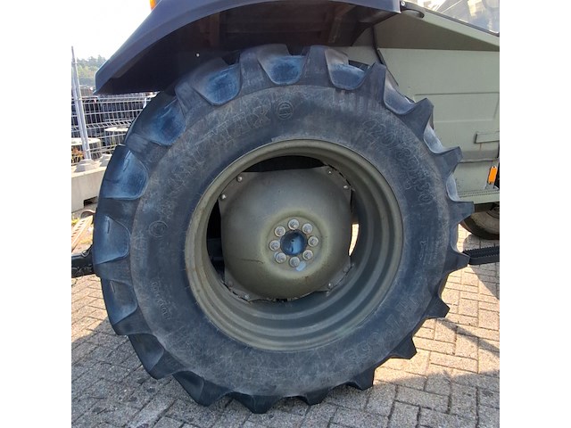 Tractor met veegrol, valmet, 405gl, 1988 - afbeelding 5 van  35