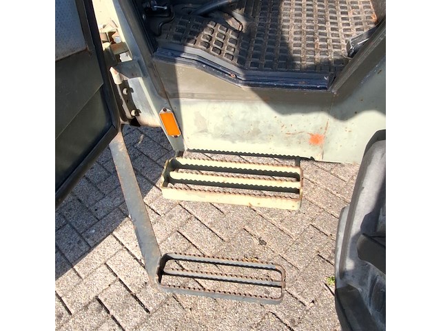 Tractor met veegrol, valmet, 405gl, 1988 - afbeelding 14 van  35