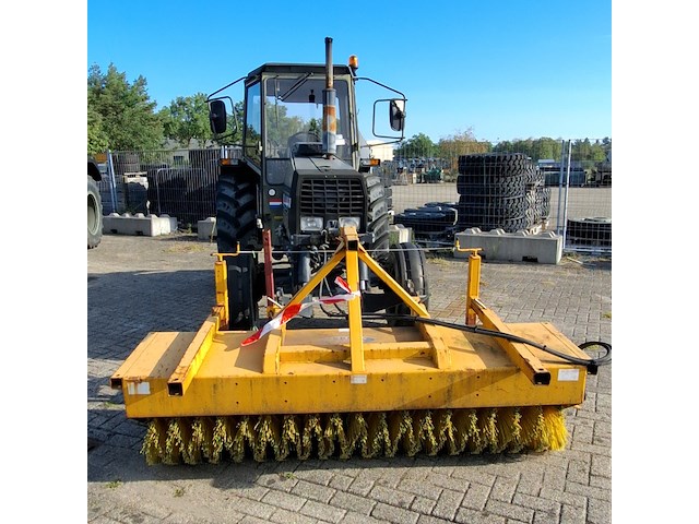 Tractor met veegrol, valmet, 405gl, 1988 - afbeelding 12 van  35