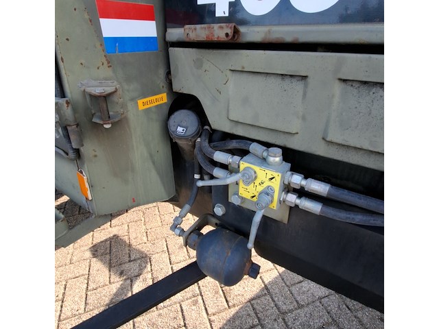 Tractor met veegrol, valmet, 405gl, 1988 - afbeelding 28 van  35