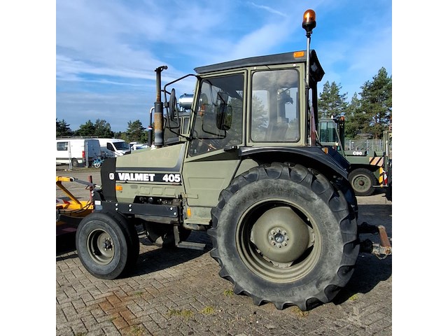 Tractor met veegrol, valmet, 405gl, 1988 - afbeelding 33 van  35