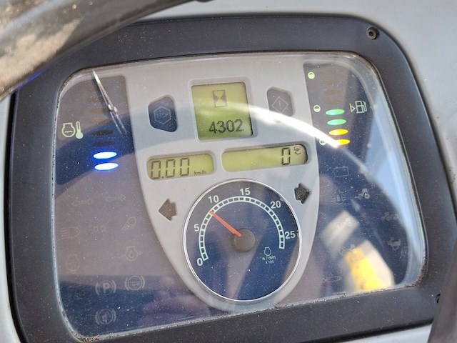 Tractor, new holland, t4.85f, 2015 - afbeelding 3 van  37