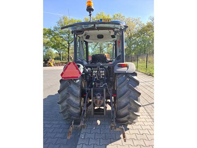 Tractor, new holland, t4.85f, 2015 - afbeelding 33 van  37