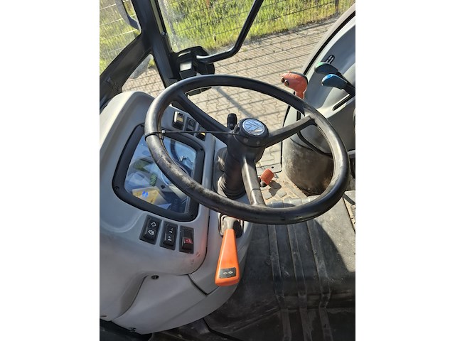 Tractor, new holland, t4.85f, 2015 - afbeelding 37 van  37