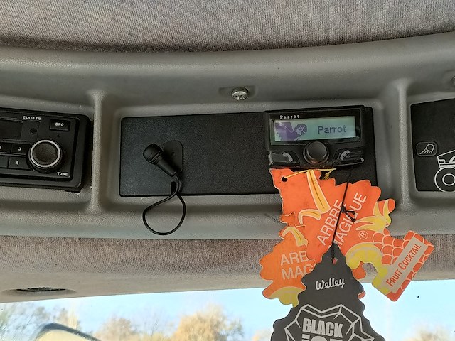 Tractor new holland, ts135a, bouwjaar 2007 - afbeelding 16 van  39