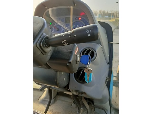 Tractor new holland, ts135a, bouwjaar 2007 - afbeelding 18 van  39