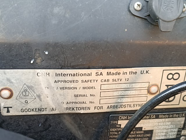 Tractor new holland, ts135a, bouwjaar 2007 - afbeelding 24 van  39