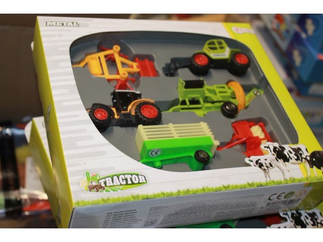 Tractor set groen 1x in ds 16 - afbeelding 1 van  3