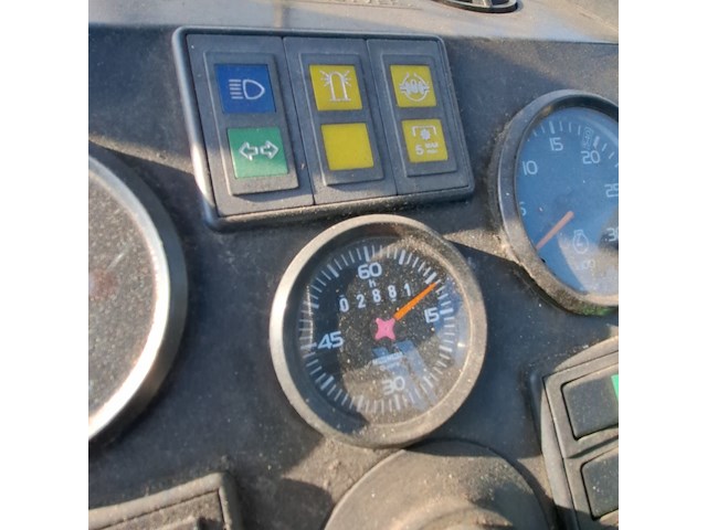 Tractor, valmet, 405gl, 1988 - afbeelding 17 van  32