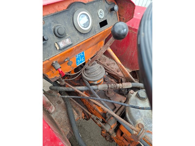 Tractor valpadana, 4rm 330 - afbeelding 13 van  14