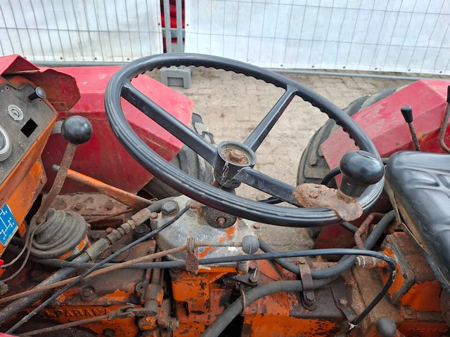 Tractor valpadana, 4rm 330 - afbeelding 14 van  14