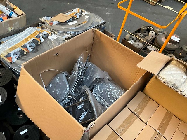 Tractorstoel onderdelen - afbeelding 2 van  4