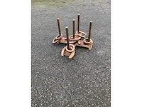 Traditional dutch game - horseshoe throwing - afbeelding 2 van  5