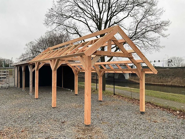 Traditionele douglas kapschuur 560x360x325 cm - afbeelding 3 van  18