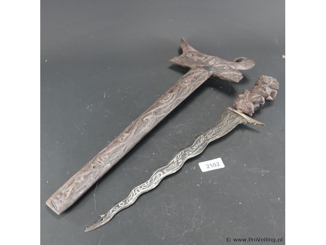 Traditionele indonesische keris (of kris) - afbeelding 1 van  7