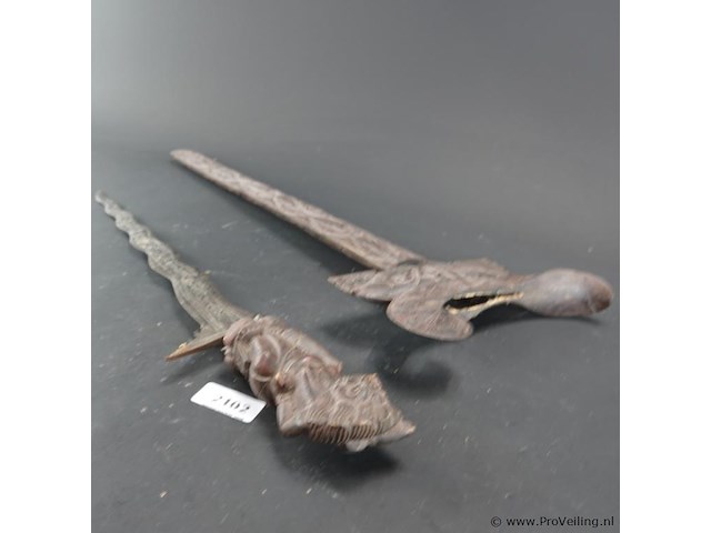 Traditionele indonesische keris (of kris) - afbeelding 2 van  7