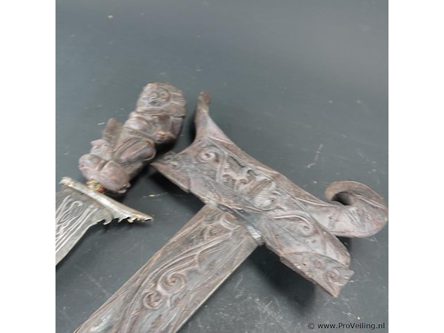 Traditionele indonesische keris (of kris) - afbeelding 3 van  7