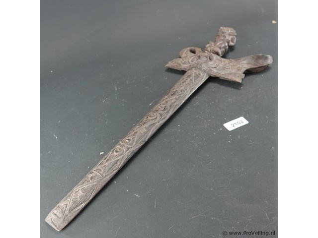 Traditionele indonesische keris (of kris) - afbeelding 6 van  7