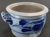 Traditionele keulse pot (of boterpot) van geglazuurd steengoed (gres) - afbeelding 1 van  5