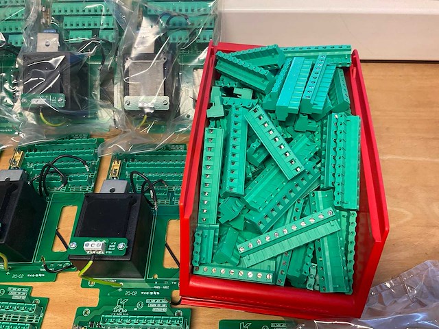 Trafo’s op printplaat (45x) - afbeelding 4 van  4