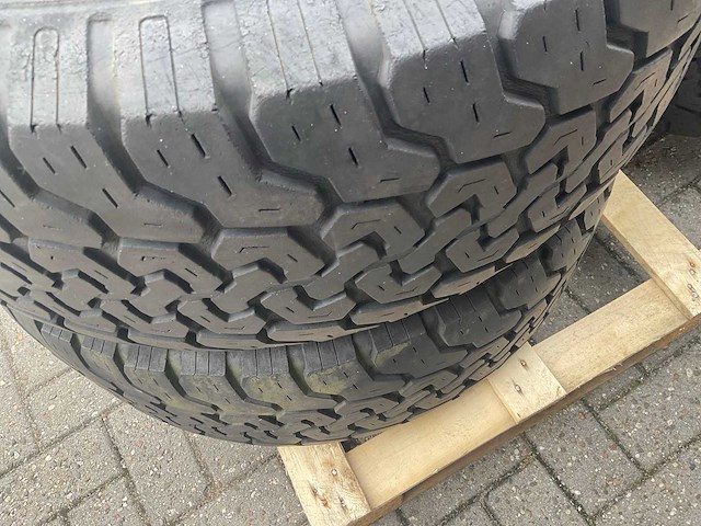 Trail mark. radial apr nissan patrol 33x12,5or15lt autoband (4x) - afbeelding 4 van  4