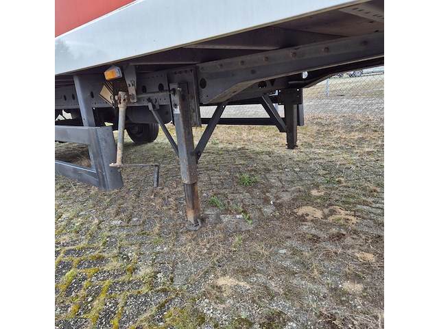Trailer, saxas - afbeelding 2 van  10